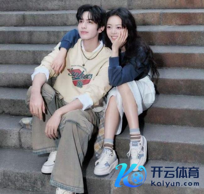 骄阳似我 剧情为王 爱情与成长的交汇